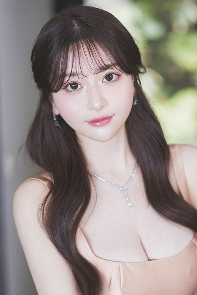 華咲 しきプロフィール写真1